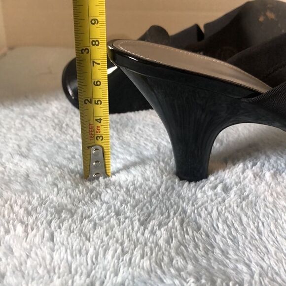 Coach and Four Heels - Picture 10 of 10